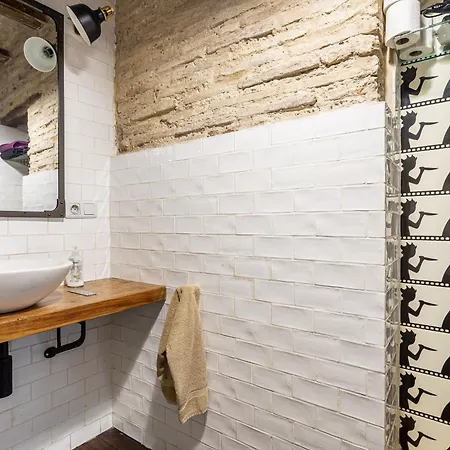 Bajo En El Centro * Valensiya